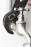 Wiha Wasserpumpenzange Classic durchgesteckt 180 mm (27350)