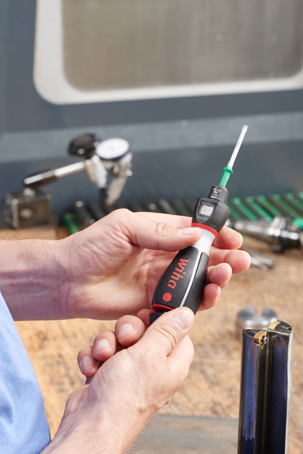 Wiha Torque screwdriver iTorque® with digital scale 1 - 5 (36888) – Image 8 of 12