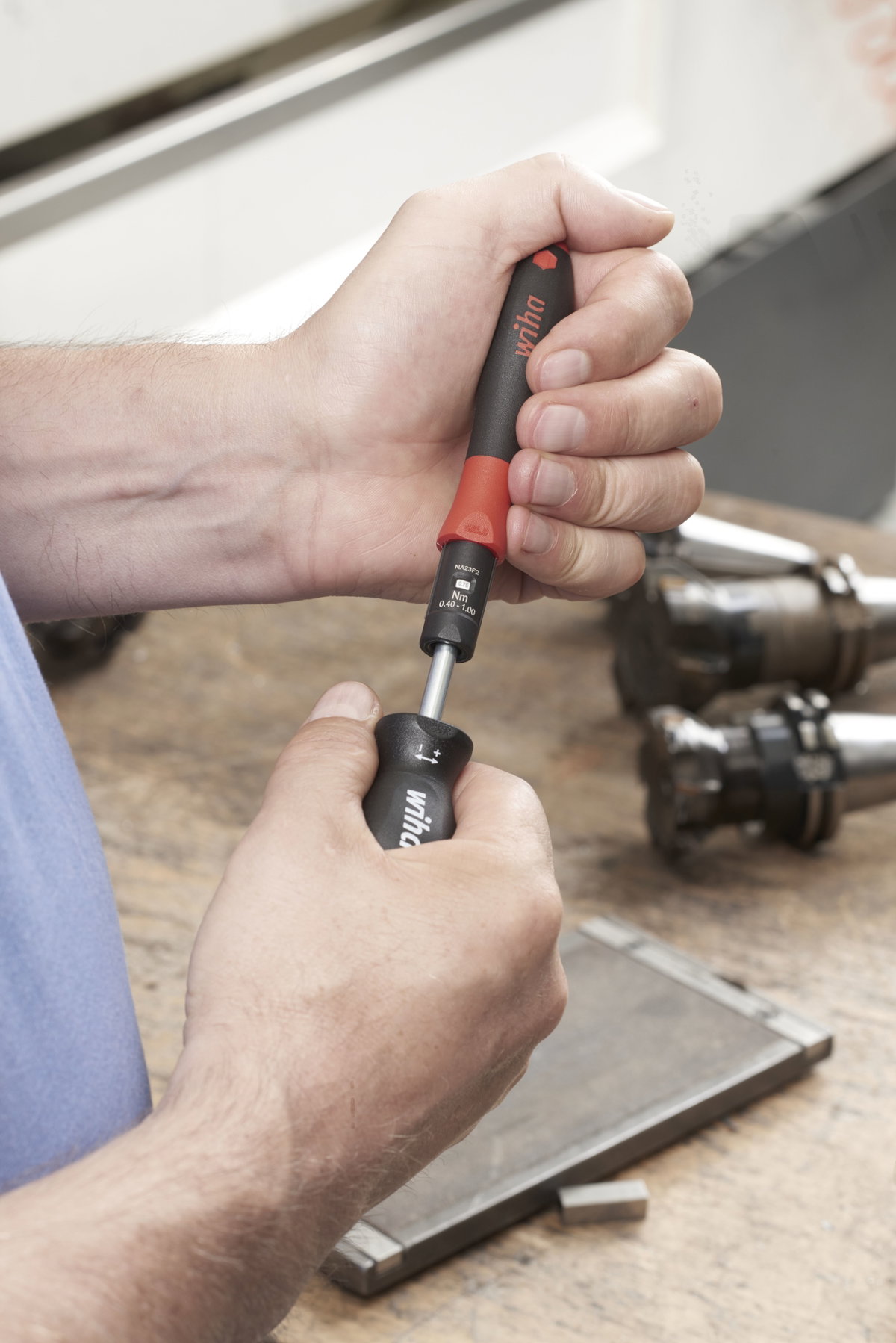 Wiha Torque screwdriver TorqueVario®-S variably adjustable torque limit 0.1 - 0.6 (36850) – Image 14 of 22