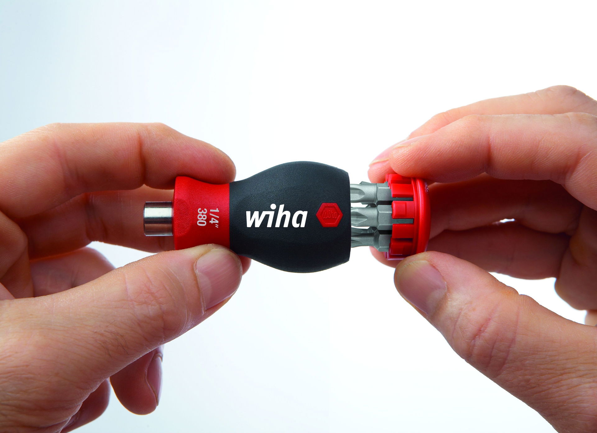 Wiha Screwdriver with bit magazine magnetic TORX® with 6 bits, Stubby, 1/4" (10383) – Image 5 of 20