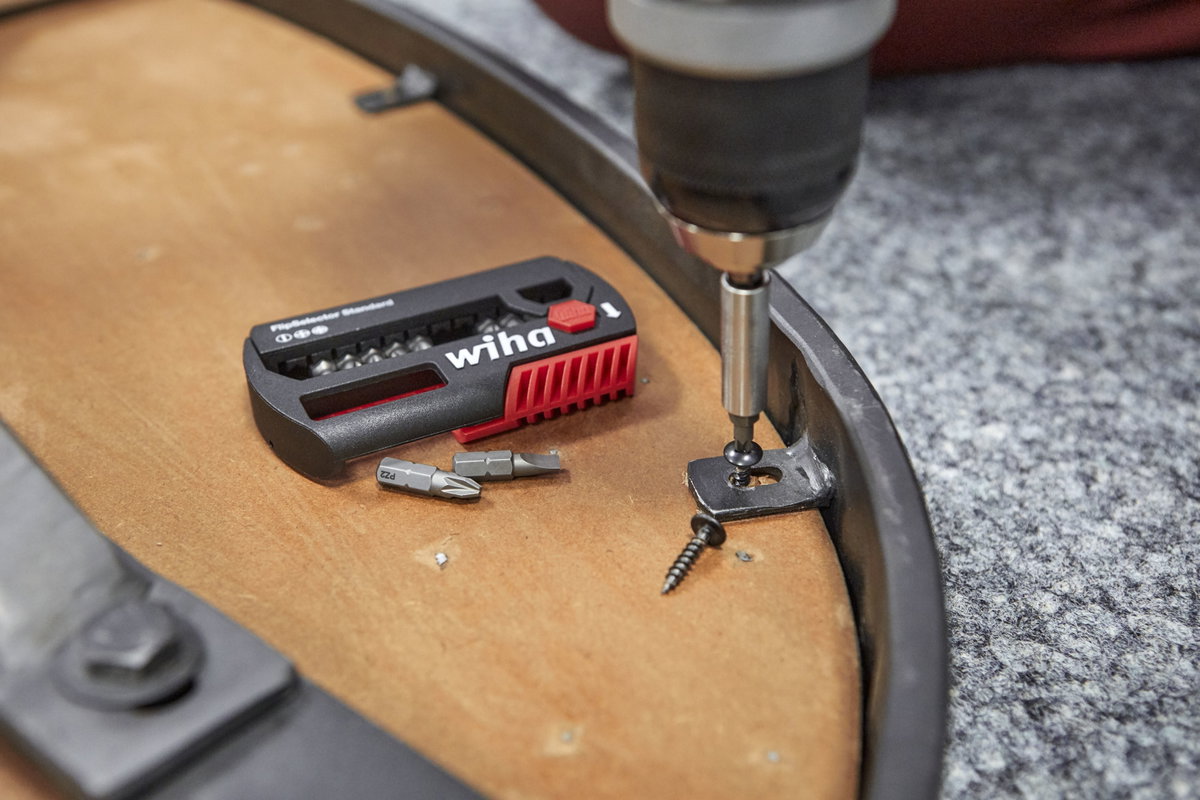 Wiha Bit set FlipSelector Standard 25 mm Hex, 11-pcs., 1/4" C6,3 with belt clip (39059) – Image 8 of 11