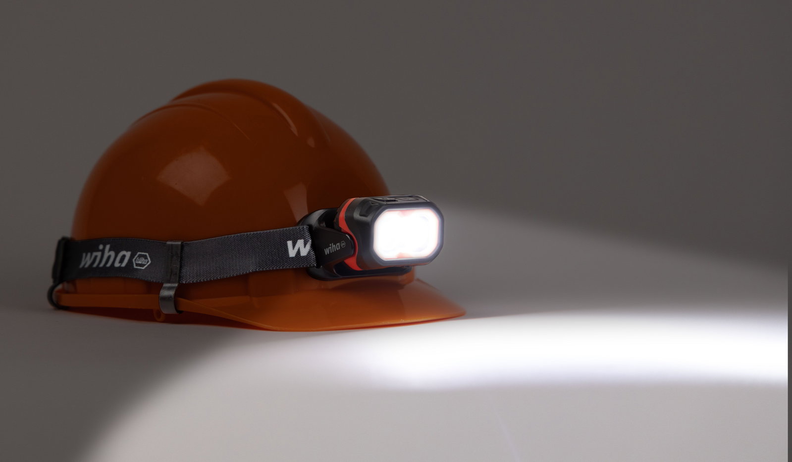Wiha Headlamp 500 lm with motion sensor (45700) – Image 7 of 28