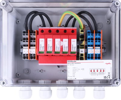 GAK im Gehaeuse IP65 f. PV-Anl. 2MPPT und je 2 Strings b. 1100V DC