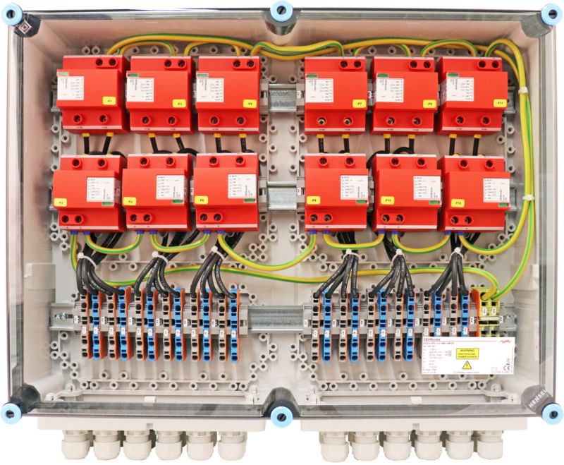 GAK Typ 1+2 im Gehaeuse IP65 f. PV-Anl. 12 MPPT mit je 2 Strings b. 1100V DC