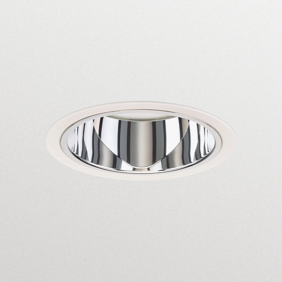 LuxSpace Mini Einbaudownlight, 9.8 W, D150 mm, 1350 lm, 4000 K, DALI-regelbar, Interact Ready, UGR19, Hochglanzreflektor, VLC, IP20