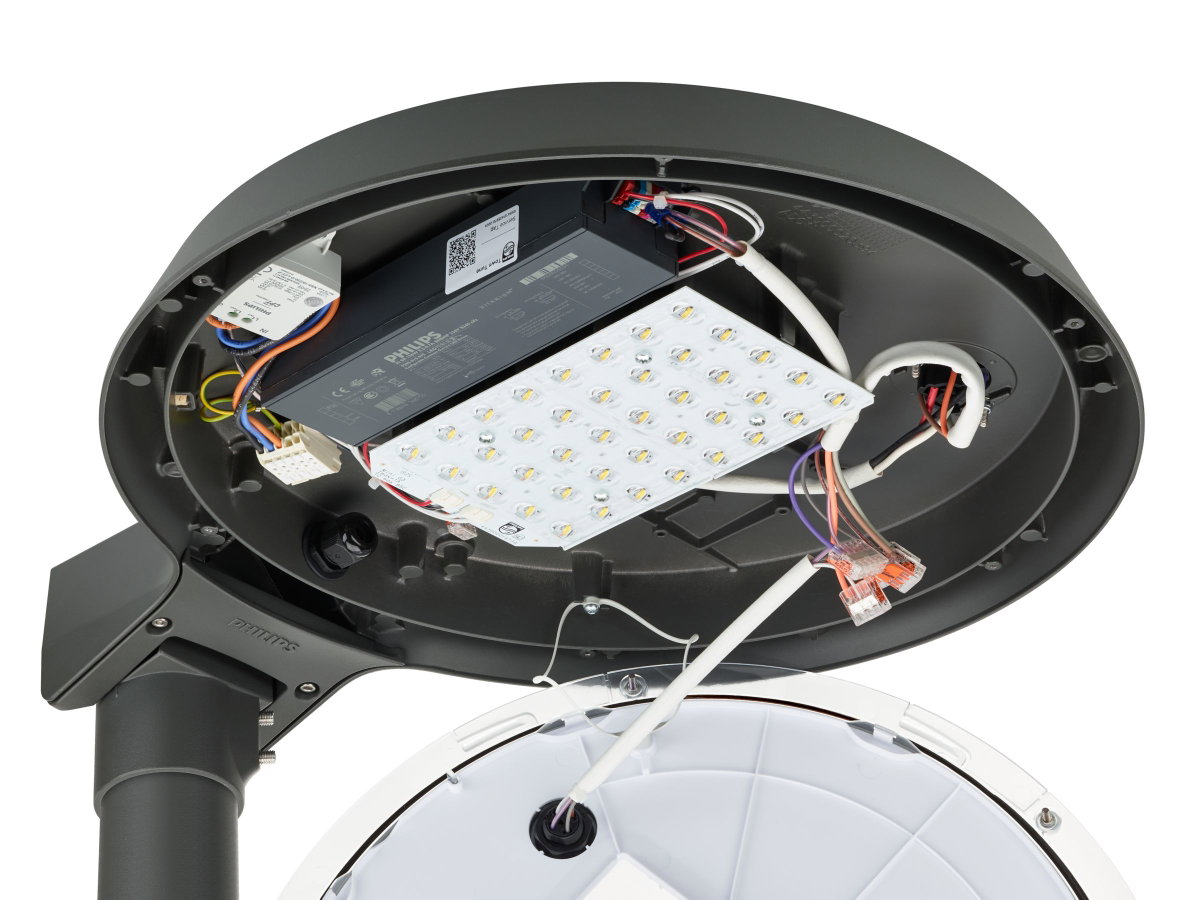 TownTune Asymmetric Lyre DR, Urban road & street light, 52 W, 5148 lm, 3000 K, CRI80, Safety class II, IP66, STD – Bild 4 von 8