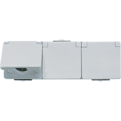 SCHUKO®-Dreifach-Steckdose, 16 A 250 V ~, Schraubklemmen, waagerecht, IP 44, WG 600