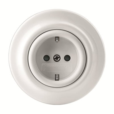 SCHUKO® Steckdose Safety+ studioweiß - Decento®   