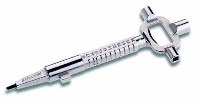 NeuBauten-Schlüssel Innenvierkant 6-8mm Außenvierkant 6-10mm Gesamtlänge 195mm