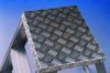 Klappbares Arbeitspodest mit 3 Stufen, Höhe 0,69m, Breite 0,54m, Gewicht 4,6kg