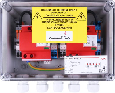 GAK im Gehaeuse IP65 f. PV-Anl. 2 MPPT und je 2 Strings b. 1000V DC
