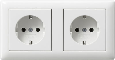 SCHUKO-Steckd. 2f verdr. + Rahmen Gira Standard 55 Reinweiß