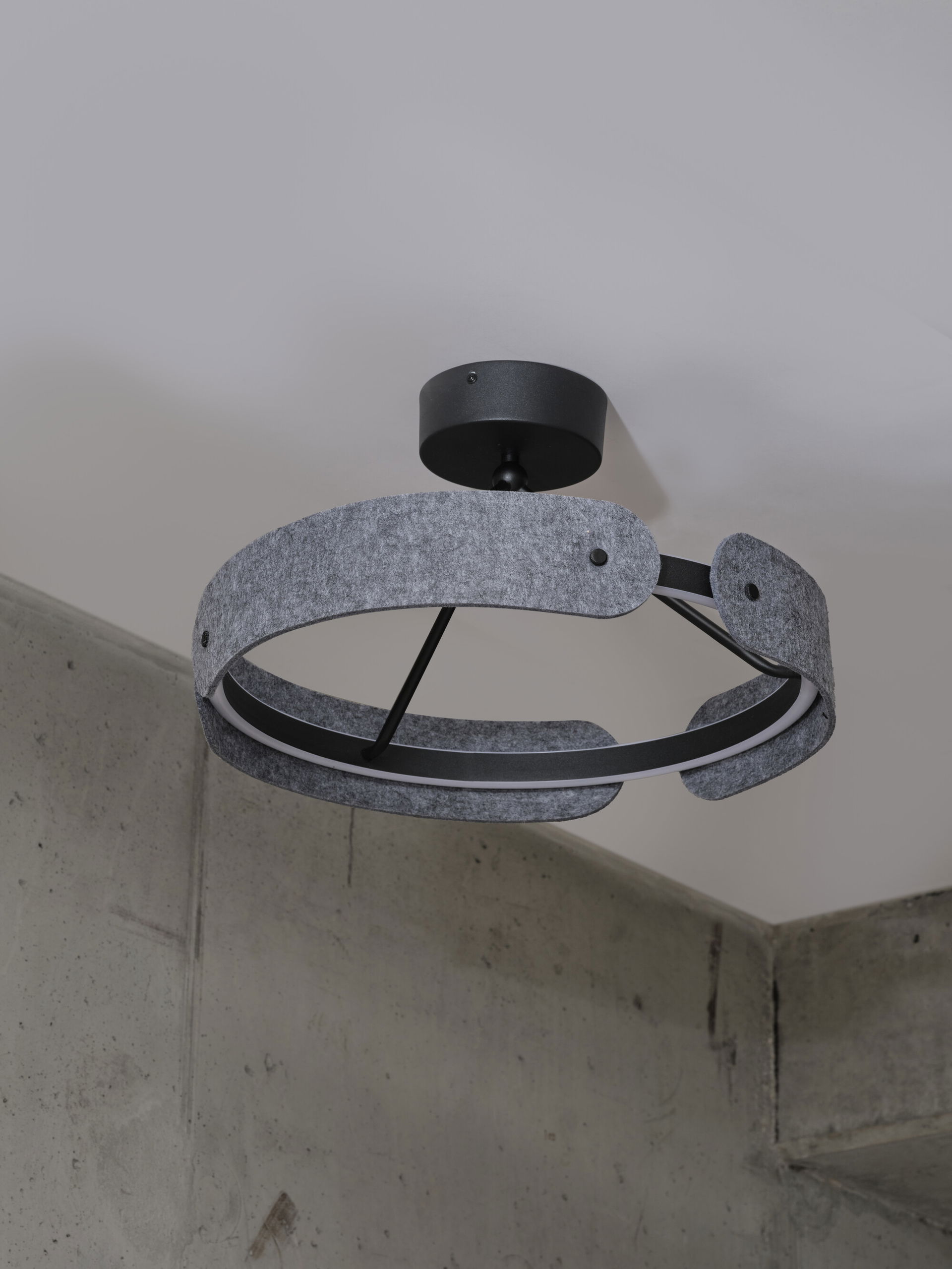 Dekorative Leuchten aus Filz mit integriertem LED – Bild 3 von 4