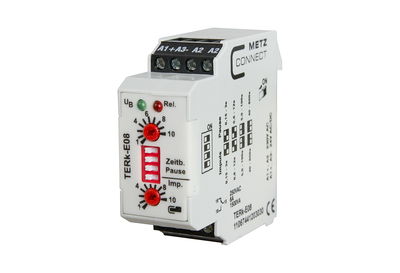 TERk-E08, 230 V AC, 24 V AC/DC tp 0,15-800 s, ti 0,15-800 s