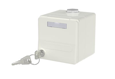 IP44 Modul-Aufputz-Gehäuse mit Klappdeckel und Schloss, reinweiß, 2 Port unbestückt für MC Modul