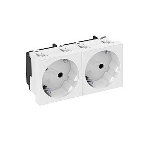 Steckdose 33°, 2-fach Schutzkontakt 250V, 10/16A, PC, reinweiß, RAL 9010