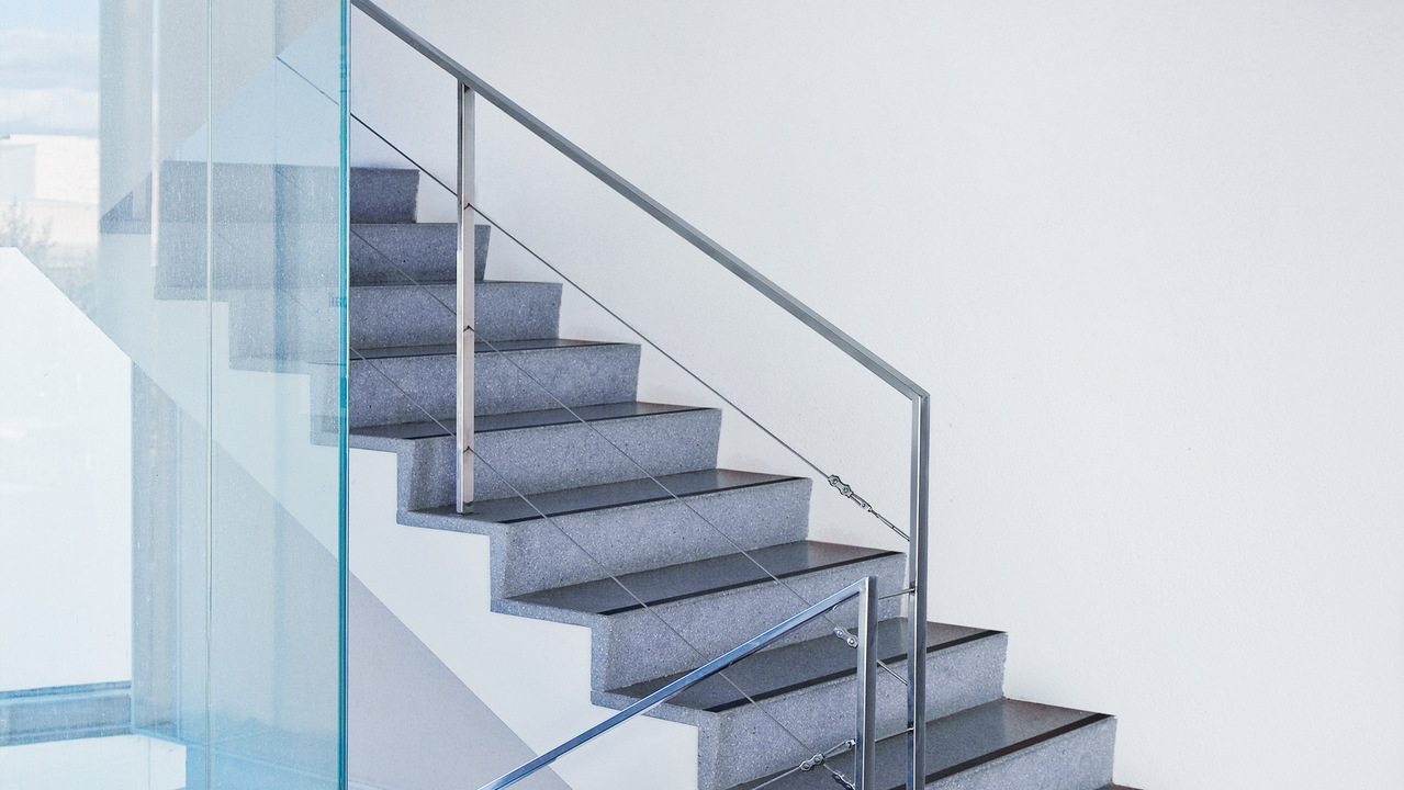 Präsenzschalter HF 180 COM1 - weiß, Hochfrequenz, Unterputz, IP20, 180° Reichweite max: r = 8 m (101 m²) – Bild 2 von 5