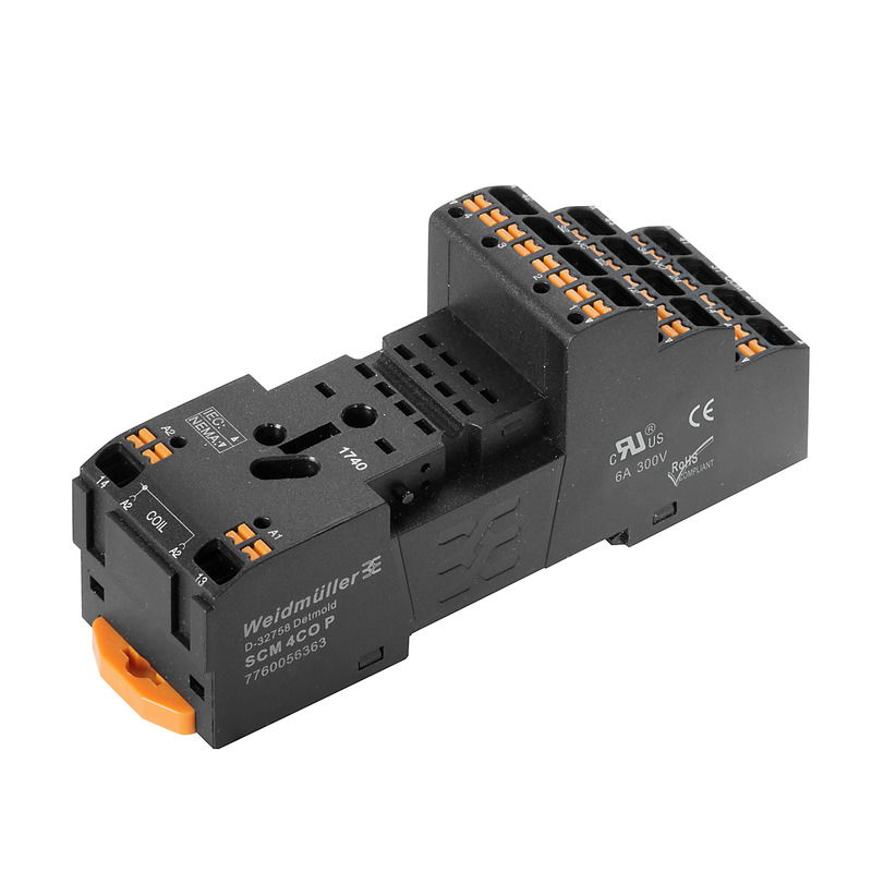 Zoccolo portarelè, IP20, 4 Contatto di scambio , 6 A, PUSH IN