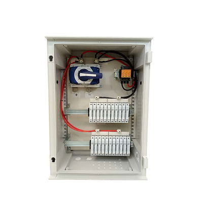 Generatoranschlusskasten, 1500 V, mit Sicherungshalter, Überspannungsschutz II, Verschraubung, für Wandmontage, Lasttrennschalter, Vertikal, Zentralwe