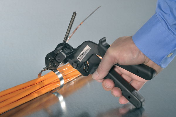 Herramienta Profesional de Aplicación de Bridas Metálicas hasta 12.3mm de ancho – Imagen 4 de 4