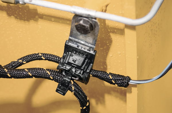 Herramienta profesional pneumática para bridas de ancho de hasta 4,8mm – Imagen 6 de 15