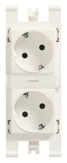 B. enchufe Schuko doble BL