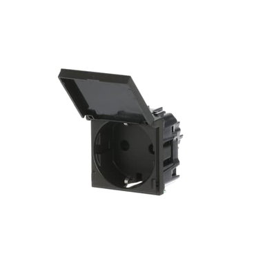 B.enchufe 2P+T c/ tapa pr. inf. AN