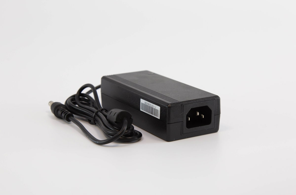 CHARGER 18V 60W O/P -EXCLUDES MAINS LEAD – Image 2 of 2