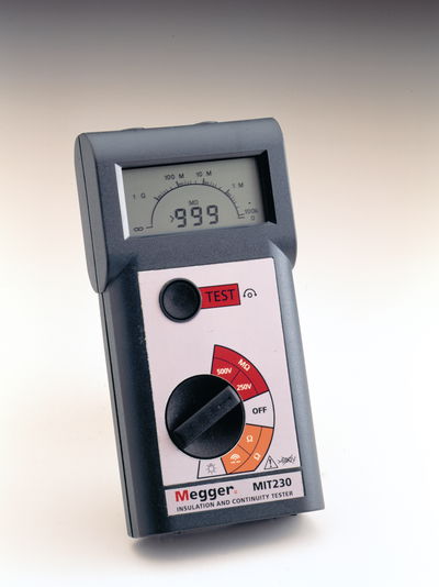 MIT230HD INSULATION TESTER - EN