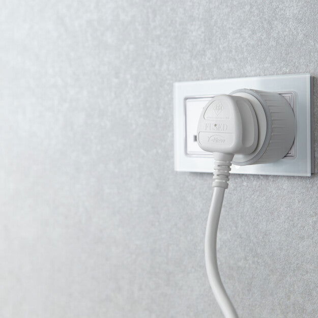 Shelly Plus Plug UK – Image 2 of 3