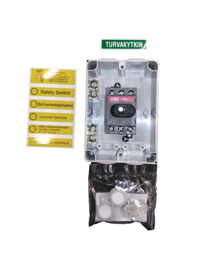 7.5kW 3P Plstc Enc Sfty sw R/Y hndl IP65