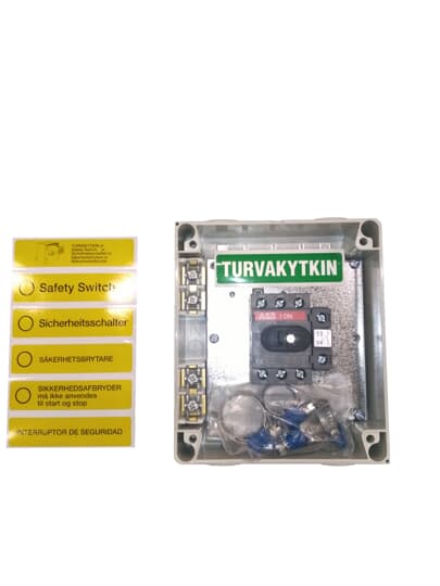 7.5kW 3P EMC Plstc Enc sfty sw R/Y hdl