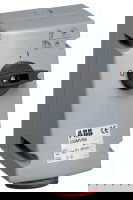 Red IP44 3P+E switched interlock skt,32A