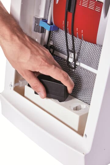 Socket Outlet  MISTRAL Multimedia Accessories, Dimensions: 60.000 mm x 220.000 mm x 250.000 mm