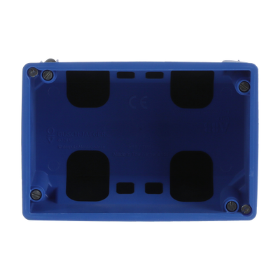 Flush-mounted inst. box