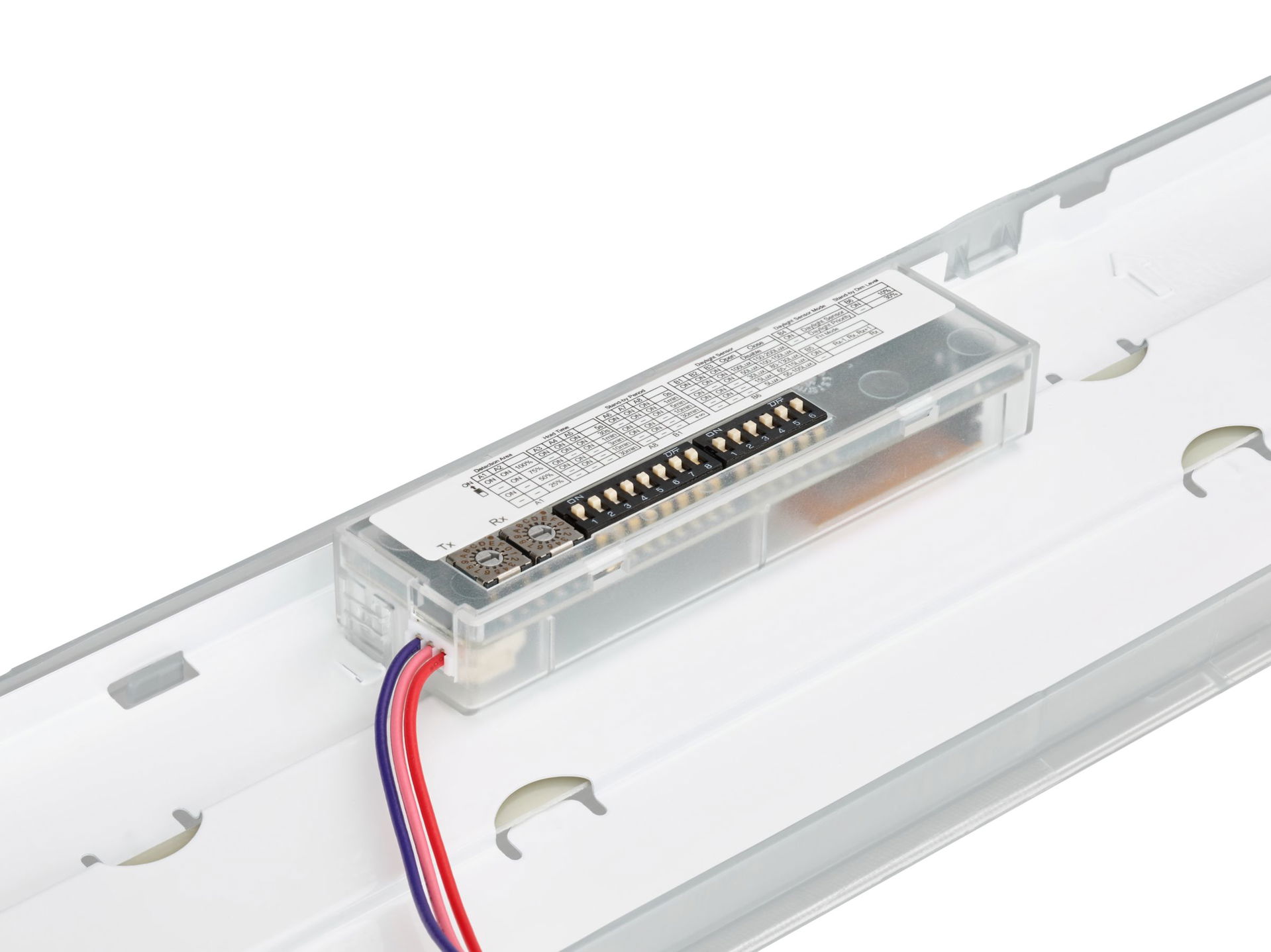 CoreLine Stagna Gen3, 21.5 W, L1500 mm, 3400 lm, 4000 K, Dimmer basato su sensore, Simmetrica, Trasparente, MDU3, IP66, IK08, TW3, EL-ready – Immagine 6 di 22