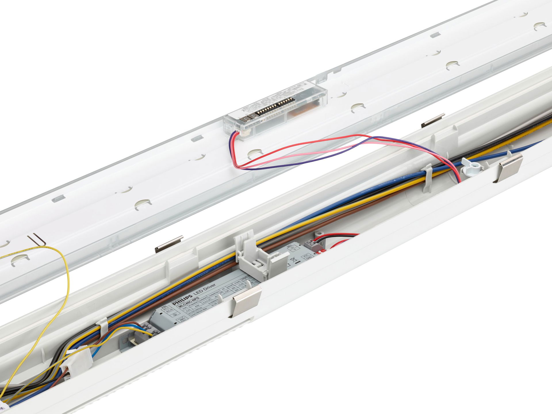 CoreLine Stagna Gen3, 21.5 W, L1500 mm, 3400 lm, 4000 K, Dimmer basato su sensore, Simmetrica, Trasparente, MDU3, IP66, IK08, TW3, EL-ready – Immagine 8 di 22