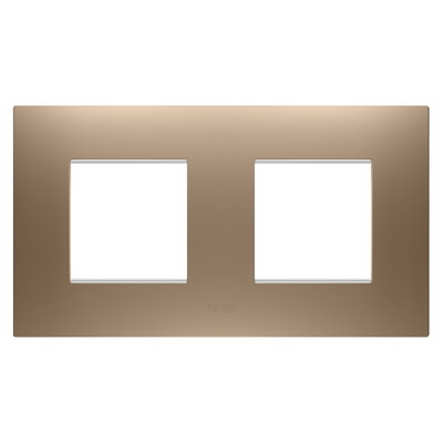 PLACA EGO INTERNATIONAL - EN TECNOPOLÍMERO BARNIZADO - 2+2 MÓDULOS HORIZONTAL - COBRE CLARO - CHORUSMART