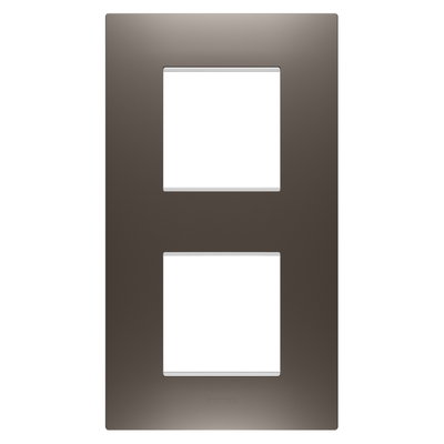 PLACA EGO INTERNATIONAL - EN TECNOPOLÍMERO BARNIZADO - 2+2 MÓDULOS VERTICAL - MARRÓN SOMBRA - CHORUSMART