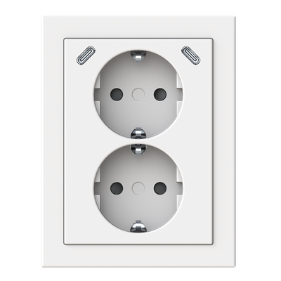 2-vägs hörnuttag med 2xUSB-C, Mattvit