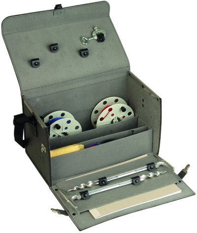 Case w. earth resistance measuring equipment, w.o. earth res. meter
