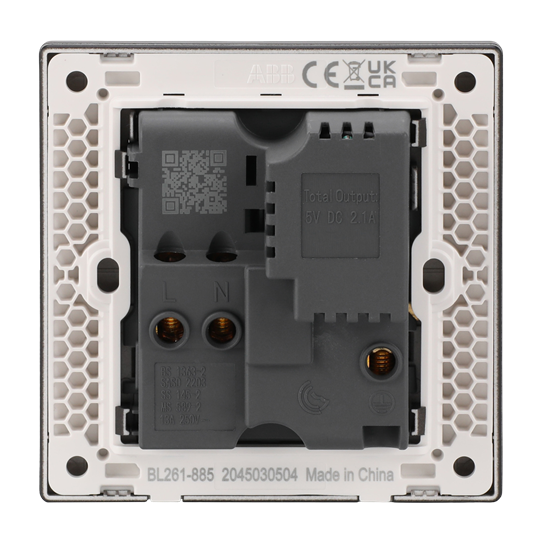 Socket outlets  - Inora – Image 2 of 3