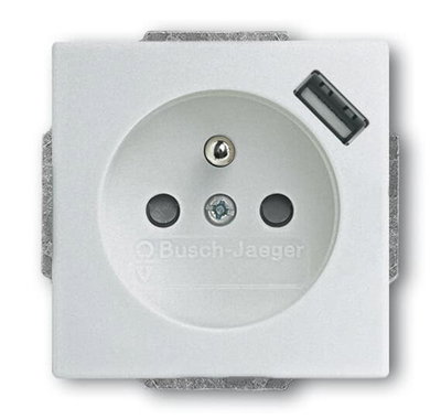 Earthpin/USB socket outlet