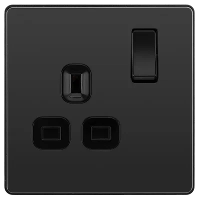 EVOLVE BLACK CHROME (BLACK) SINGLE SWITCHED 13A POWER SOCKET + 2 X USB (2.1A)