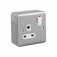15A 1G SP SWITCHED SOCKET - SURFACE METALCLAD