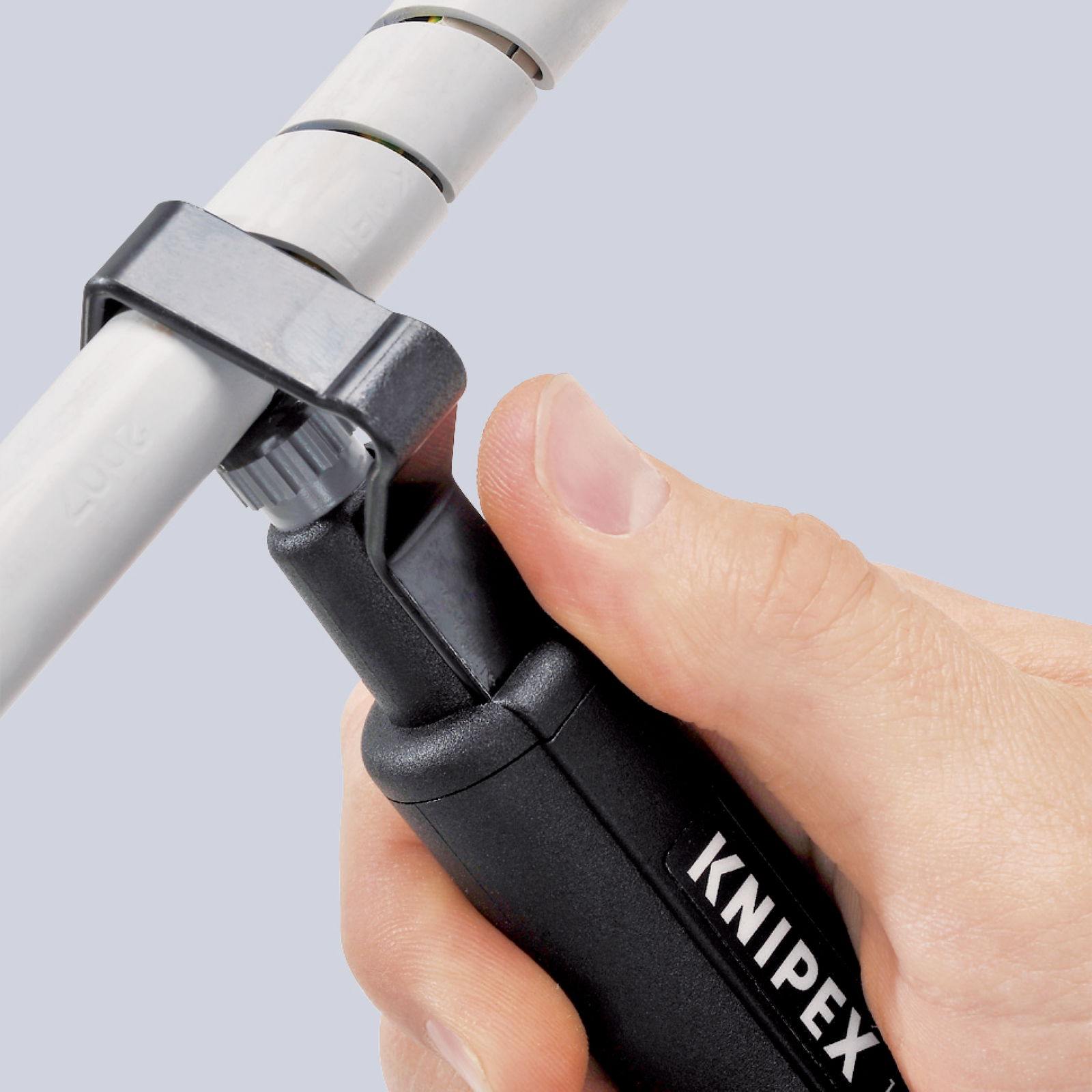 KNIPEX 16 30 135 SB Stripping Tool for spiral cutting shock-resistant plastic body 135 mm – Image 3 of 5