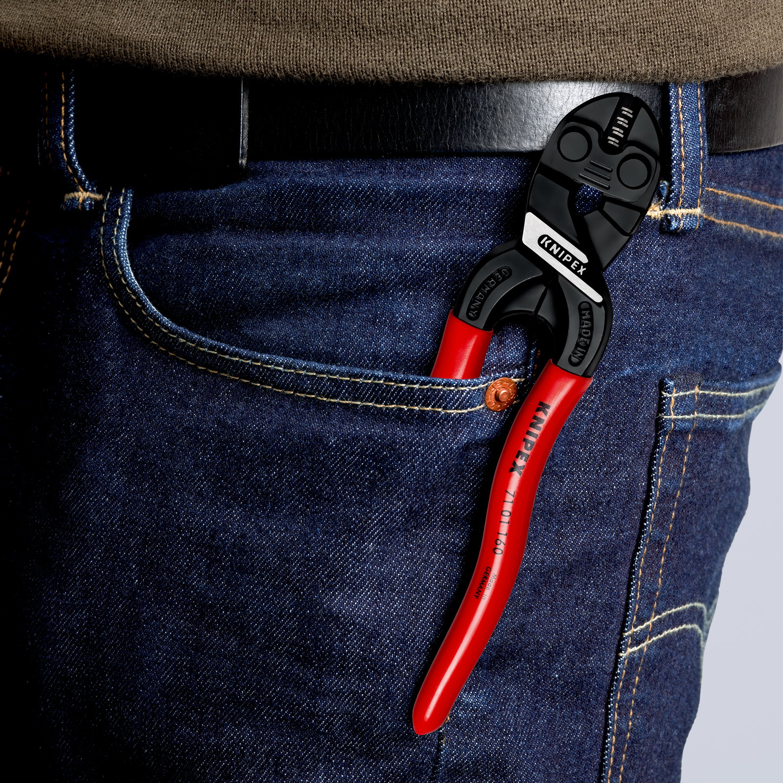 KNIPEX 71 01 160 CoBolt® S Compact Bolt Cutters with plastic coating black atramentized 160 mm – Image 4 of 6