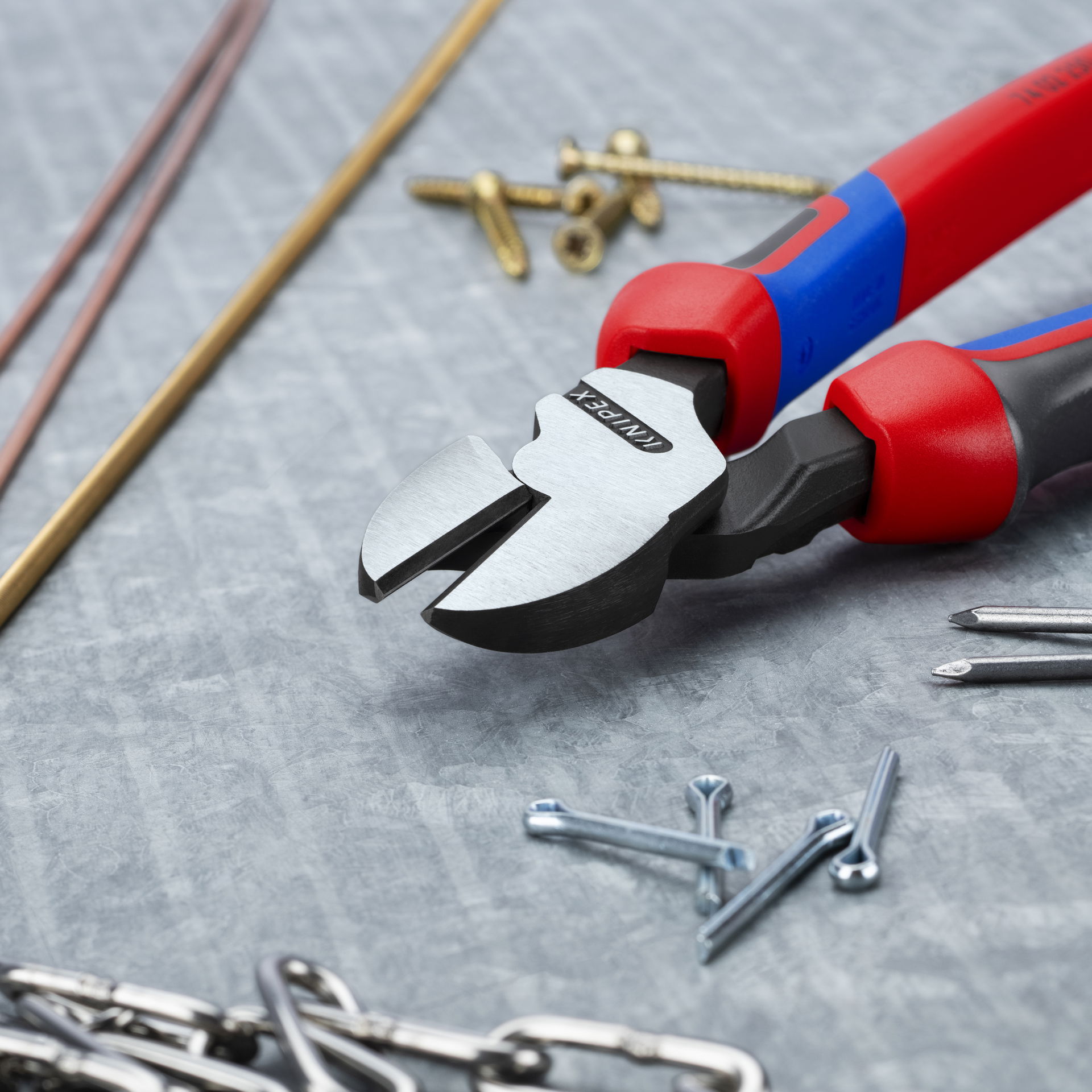 KNIPEX 74 02 250 High Leverage Diagonal Cutter with comfort handles black atramentized 250 mm – Image 3 of 6