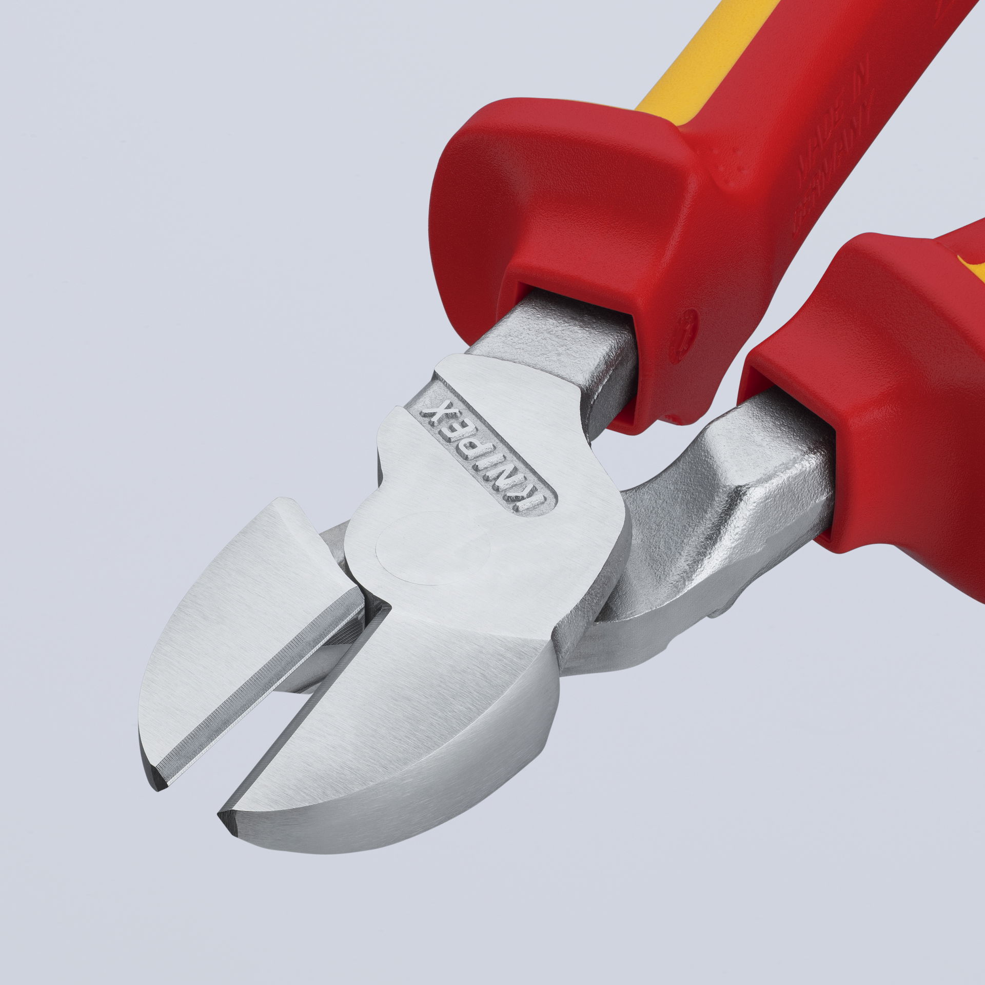 KNIPEX 74 06 200 SB High Leverage Diagonal Cutter insulated with multi-component grips, VDE-tested chrome-plated 200 mm – Image 5 of 6
