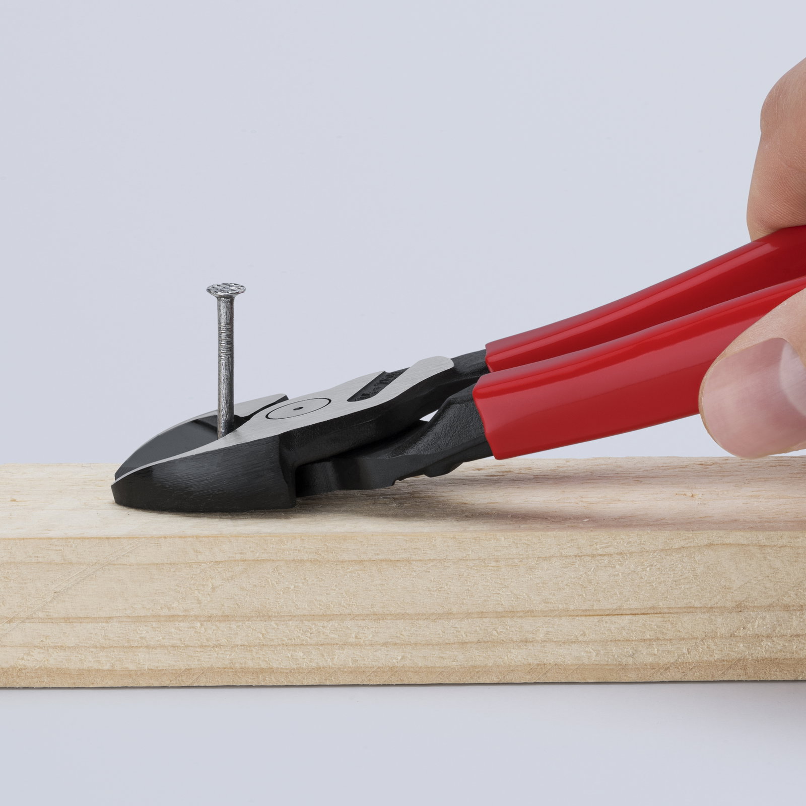 KNIPEX 74 21 200 High Leverage Diagonal Cutter with plastic coating black atramentized 200 mm – Image 3 of 4